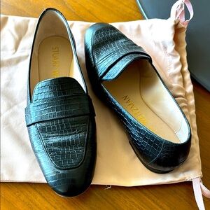 Stuart Weitzman Black Croc-Patterned Loafers